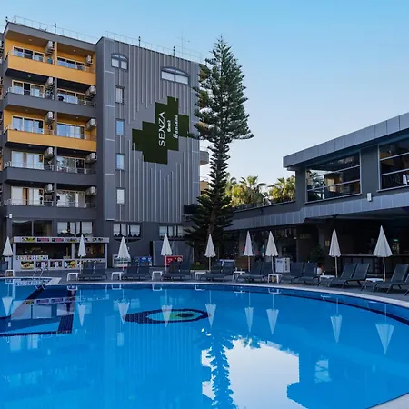 Senza Grand Santana Hotel