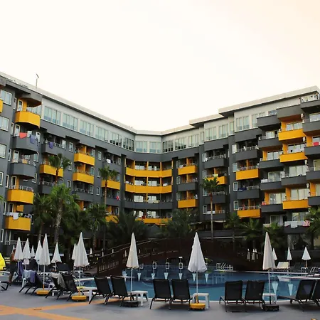 Hotel Senza Grand Santana