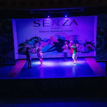 호텔 Senza Grand Santana